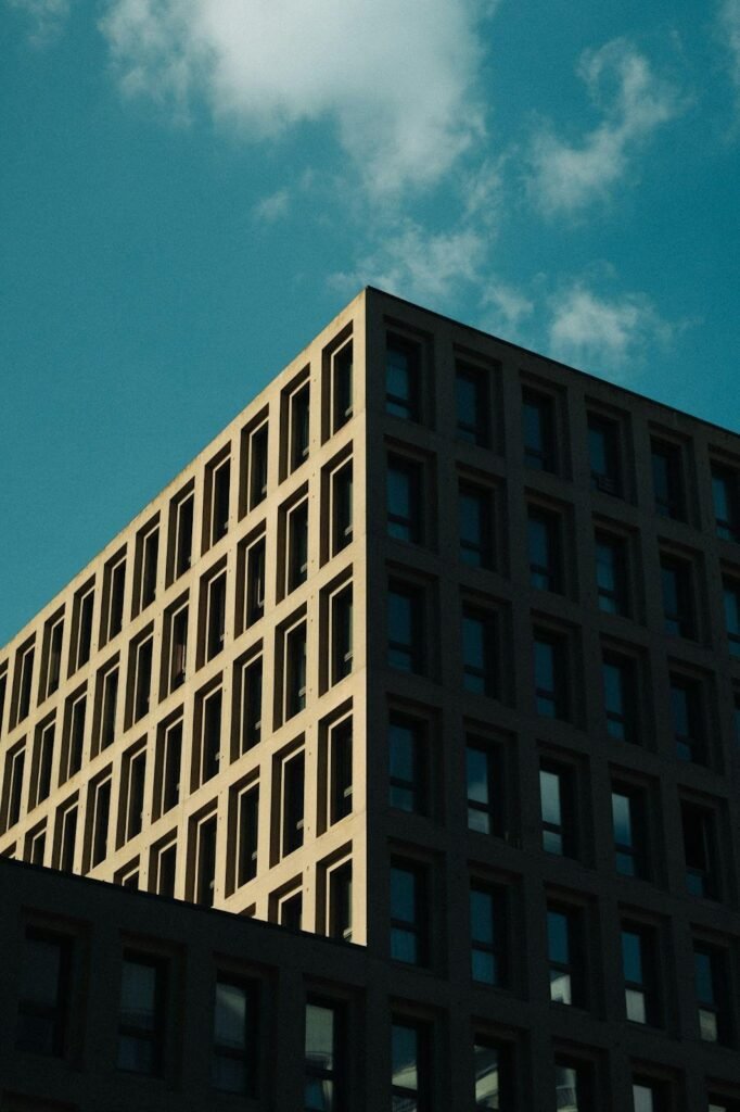 Kase Abusharkh on Thriving in Urban Real Estate Markets_2