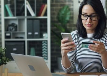 Texas Woman’s Viral Loan Story Offers Key Credit Protection Tips