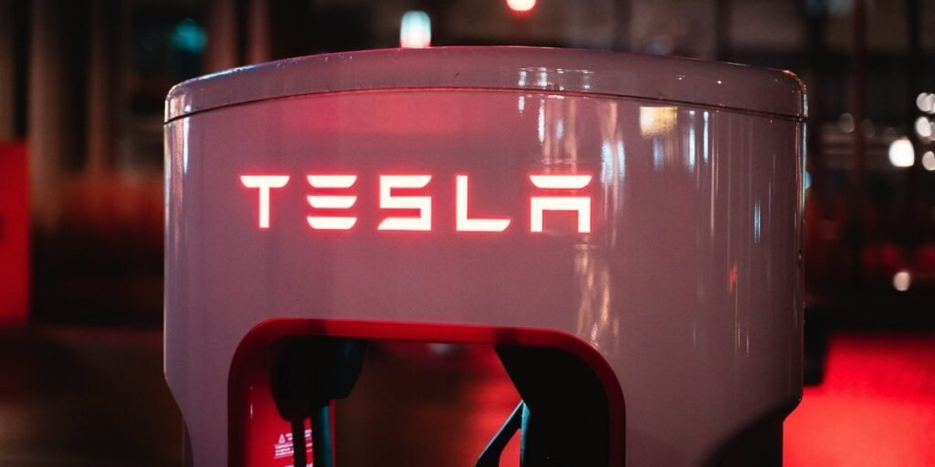 Tesla, SpaceX Set $16.8 Billion Texas AI Chip Megafactory Plan