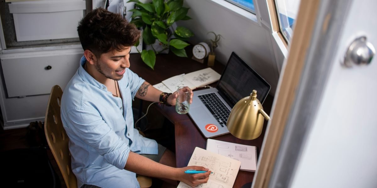 Are Remote Work and Office Work Equally Effective