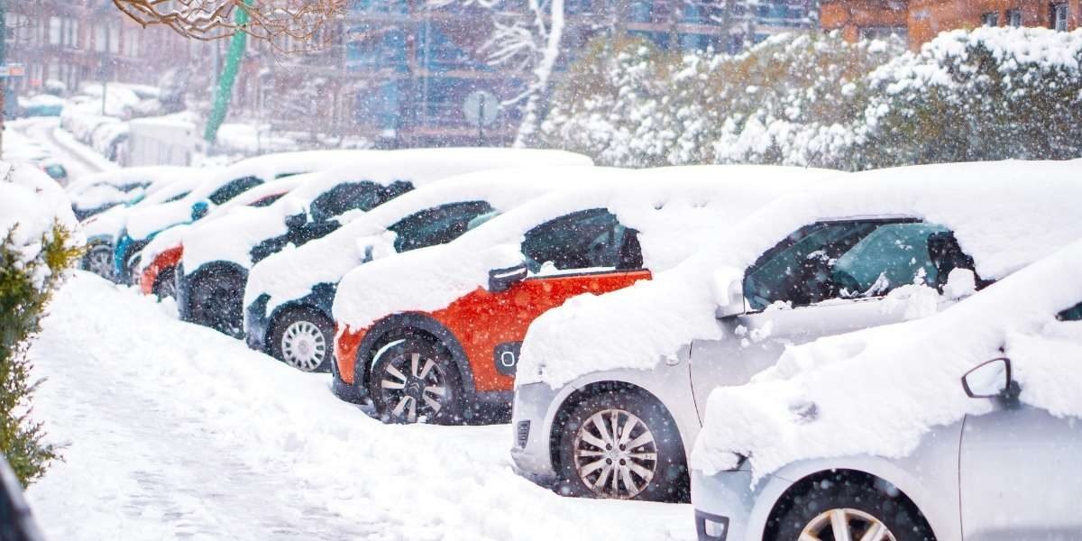 Car Deicing Tips Safely Clear Frozen Vehicles After Winter Storms
