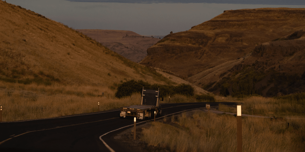 Maximize Fleet Efficiency with GPS Trackers for Semi-Trucks