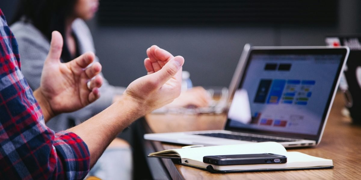 Marketing Crunch Wants Buyers To Check The Reviews First Before Hiring PR Firms