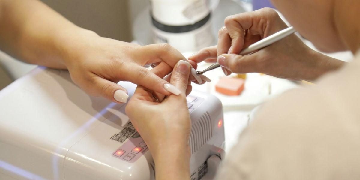 The Growing Convenience of At-Home Hair and Nail Services in Texas